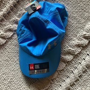 Women’s Under Armour running hat NWT
